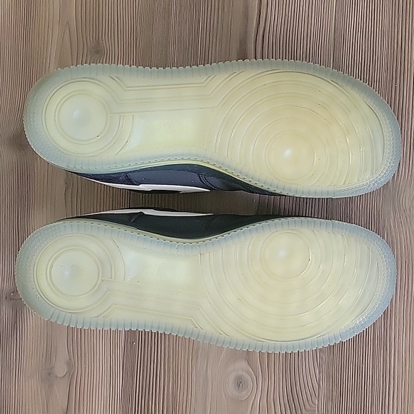 Nike Air Force 1 Low Max Air Metal Stand - Picture 7 of 10